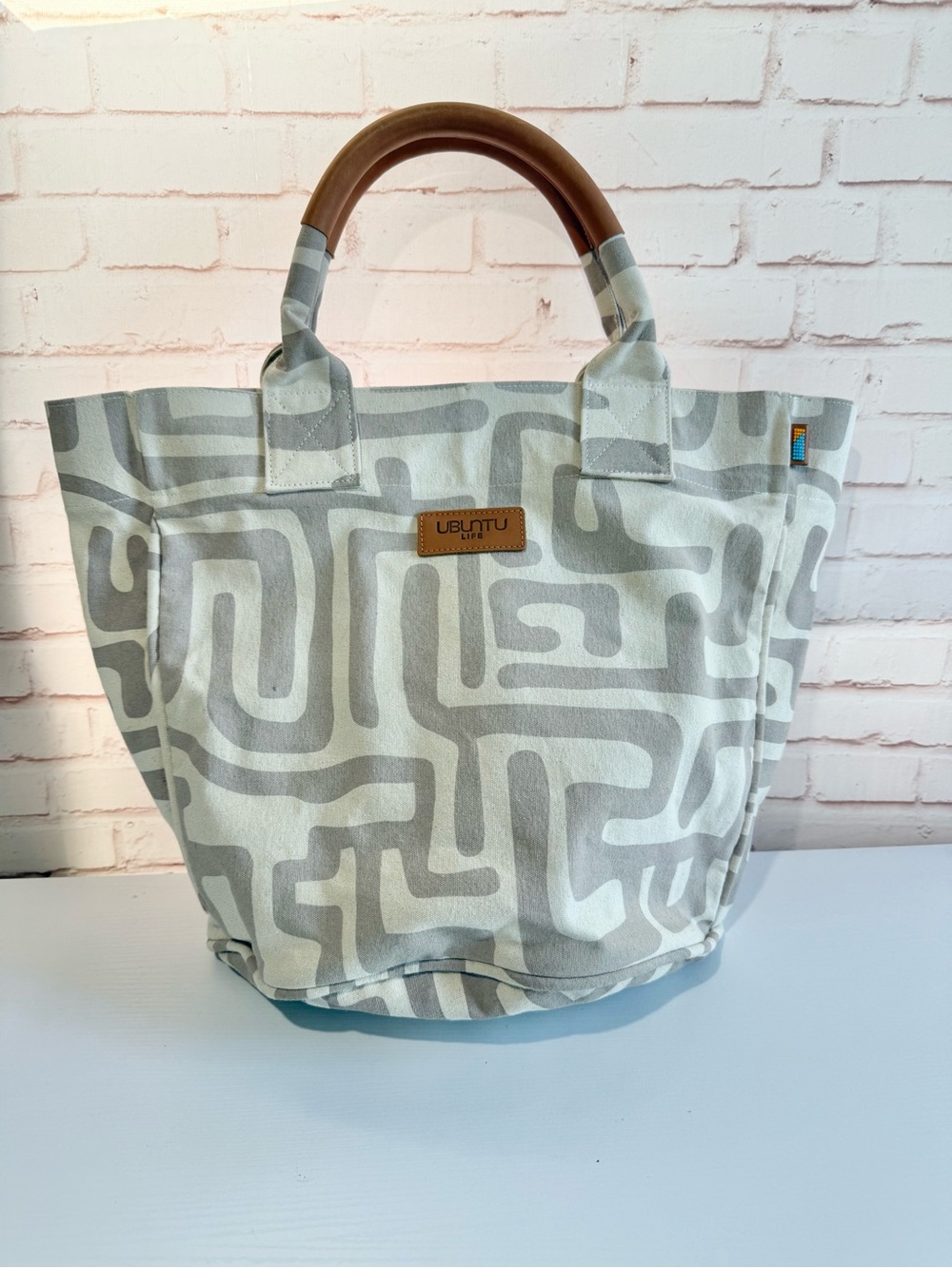 Ubuntu Life Tote Cream and Gray